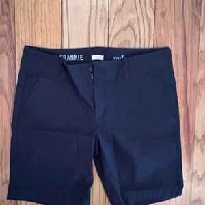 Frankie JCrew Bermuda shorts Women's Navy Shorts